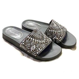 Gianni Bini beaded sandals!!